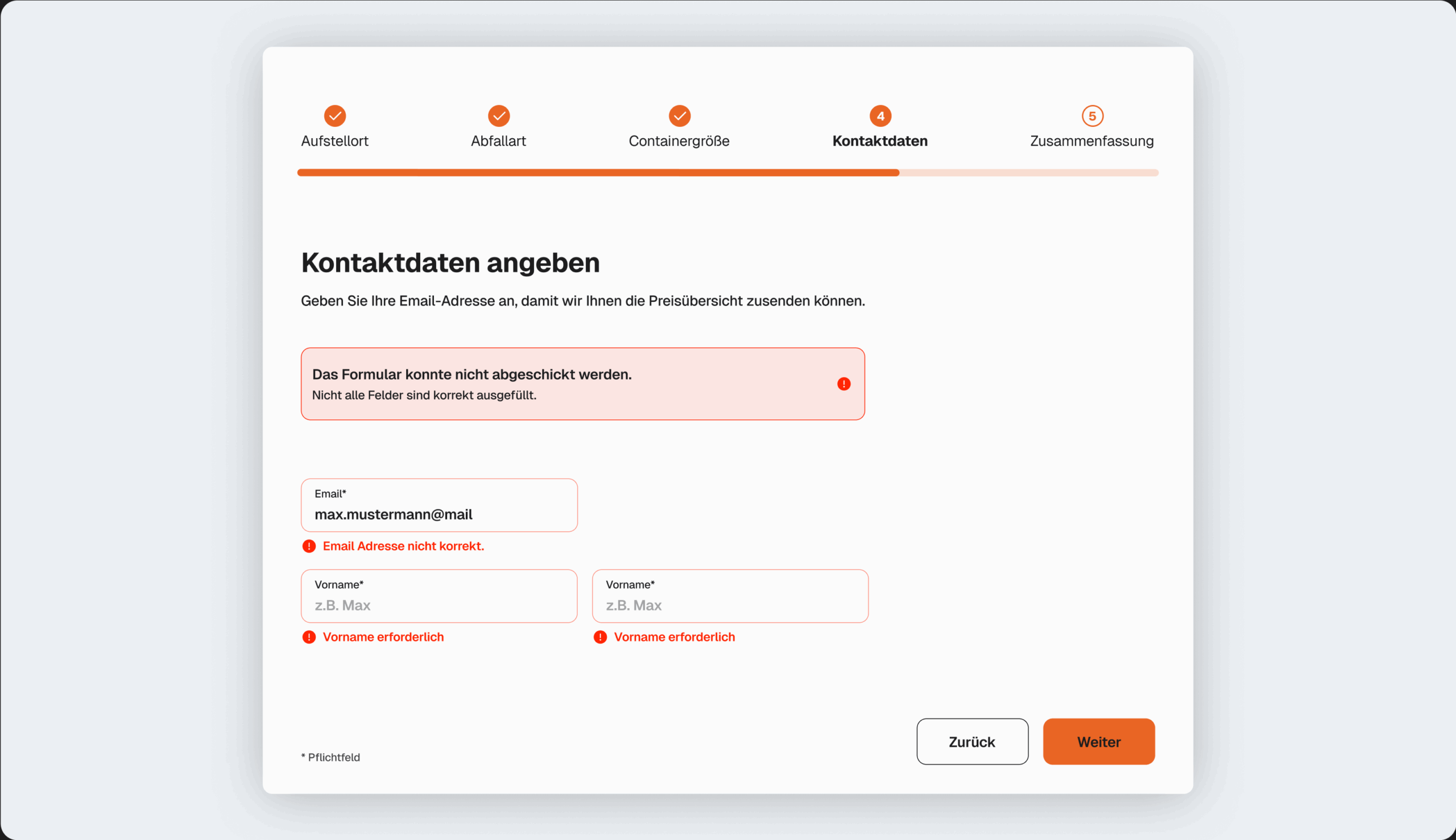 Screenshot des Preisrechners bei einer fehlerhaften Eingabe und passenden Fehlermeldungen z.B. "Vorname erforderlich"